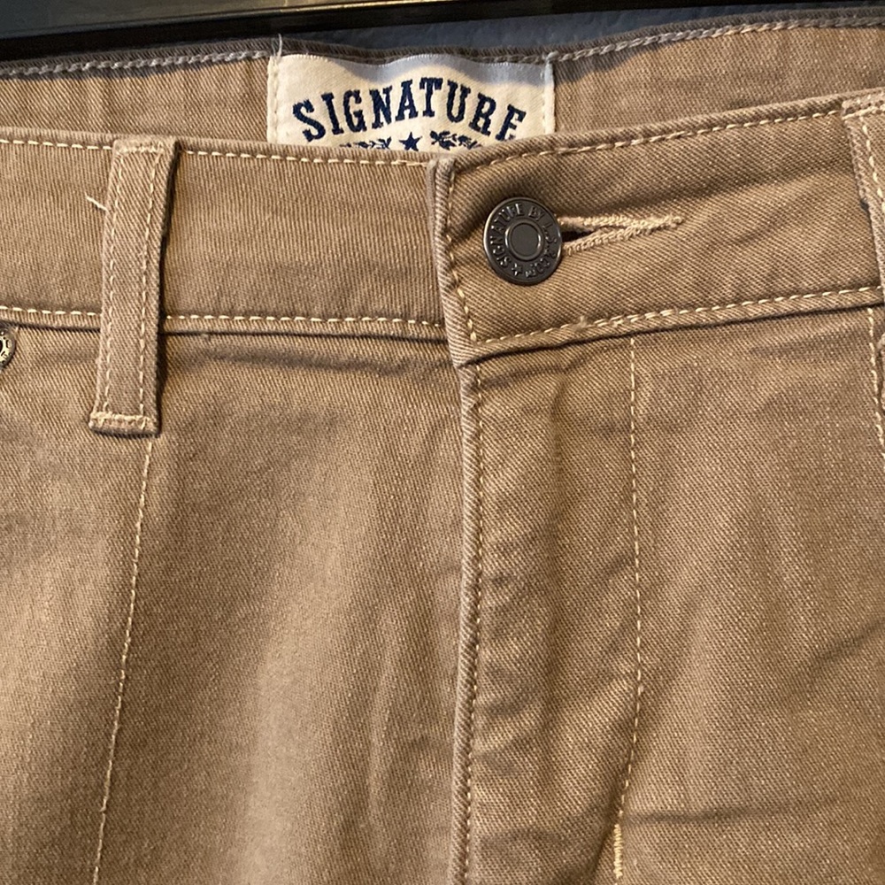 Khaki Stretch Denim Shorts Size 16 - Picture 2 of 11